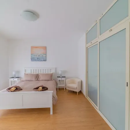 Modern * Is-Swieqi